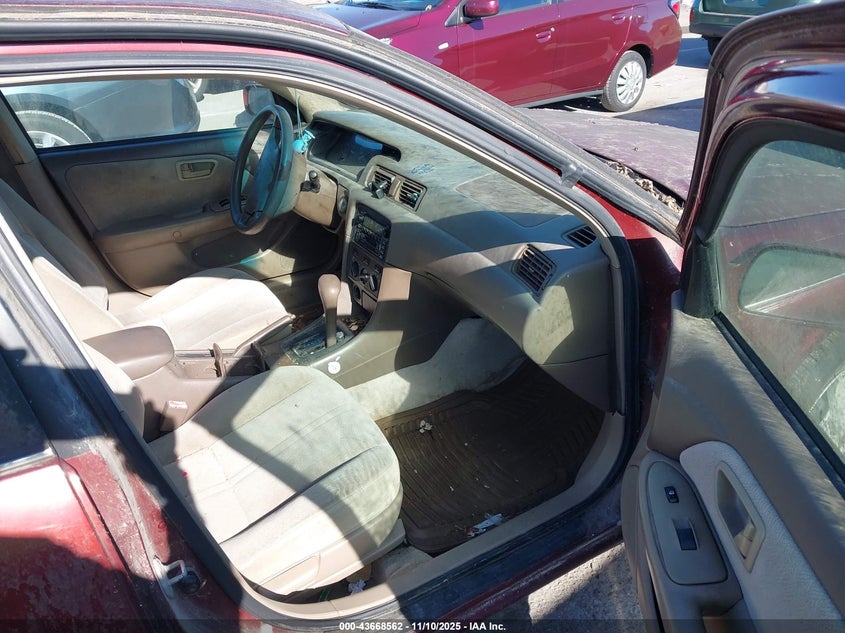 4T1BG22K61U030527 2001 TOYOTA CAMRY photo no. 5