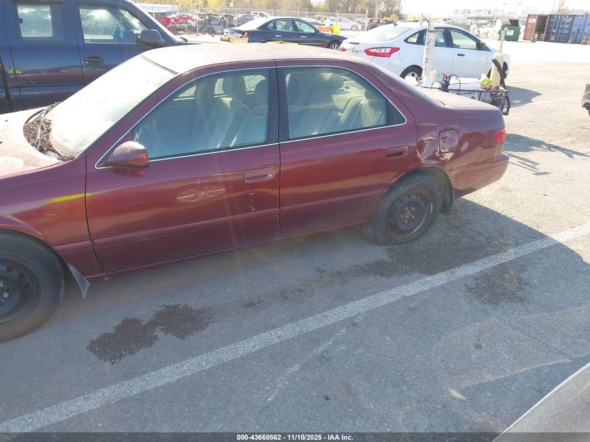 4T1BG22K61U030527 2001 TOYOTA CAMRY photo no. 6
