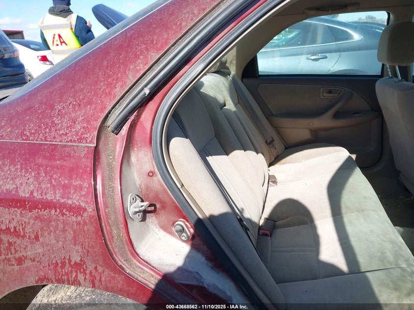 4T1BG22K61U030527 2001 TOYOTA CAMRY photo no. 8