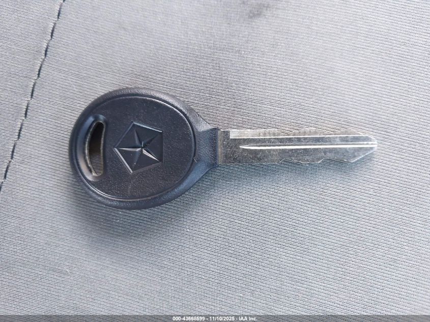 2000 Jeep Wrangler Se VIN: 1J4FA29P4YP776180 Lot: 43668599