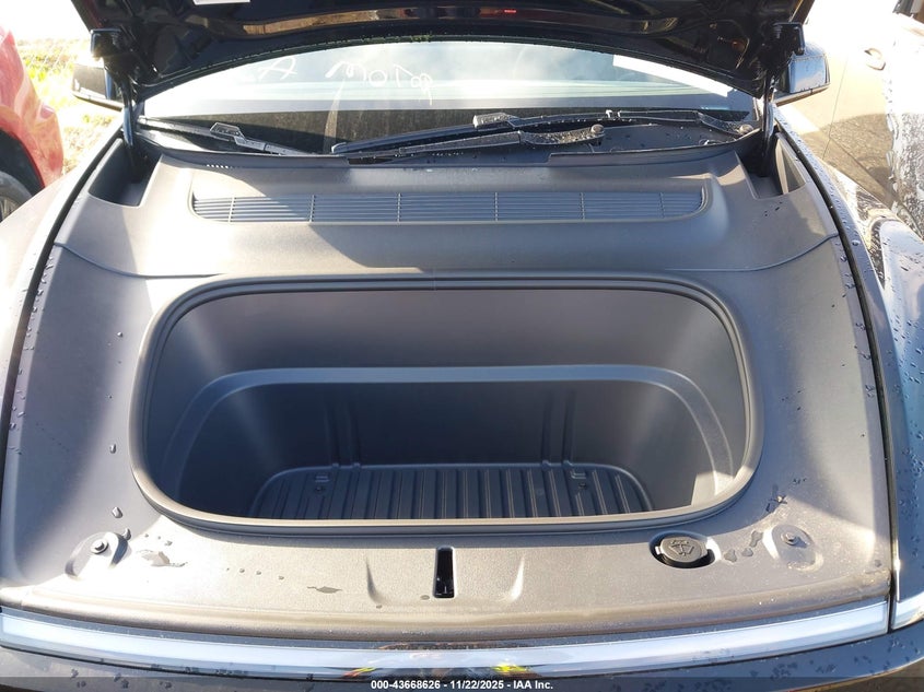 2026 Tesla Model Y Long Range Dual Motor All-Wheel Drive/Long Range Launch Series VIN: 7SAYGDEE3TA472595 Lot: 43668626