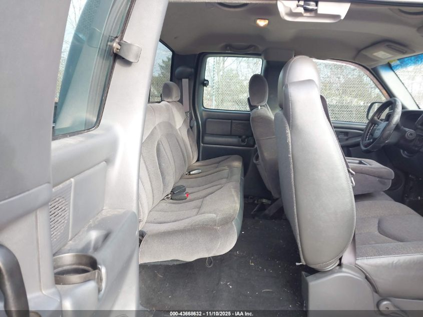 2002 GMC Sierra 1500 Standard VIN: 2GTEC19V121411609 Lot: 43668632