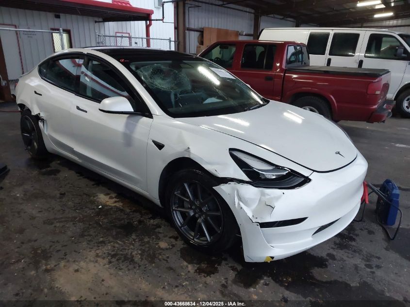 TESLA MODEL 3 REAR-WHEEL DRIVE