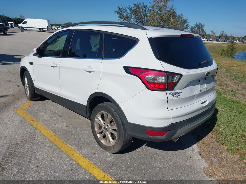 Vin: 1fmcu0gd7jua94006, lot: 44163864, ford escape se 20183