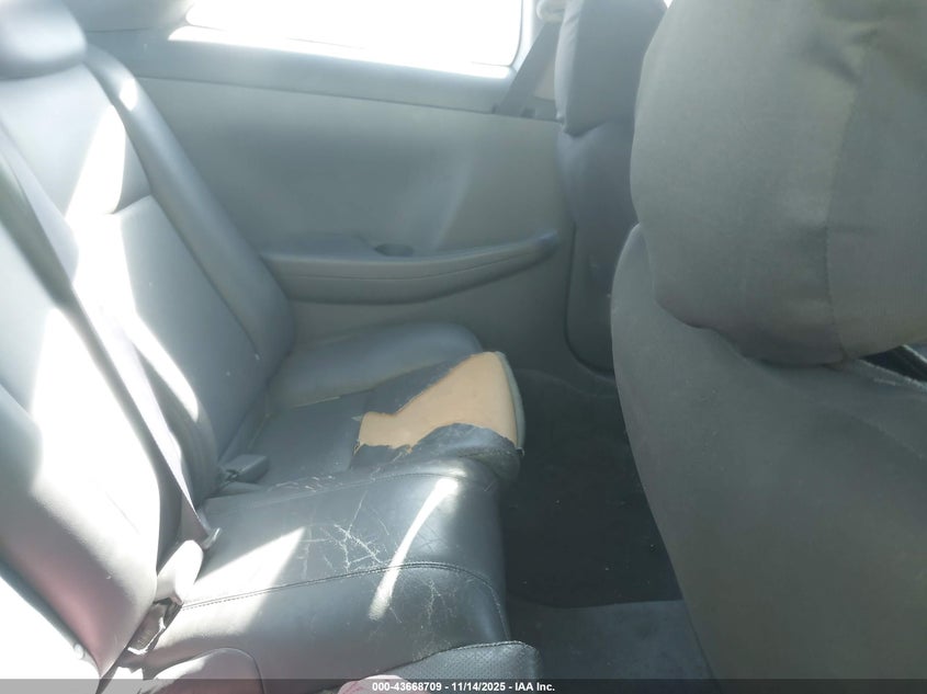 2004 Toyota Camry Solara Sle V6 VIN: 4T1CA30P64U001446 Lot: 43668709