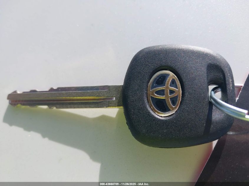 2004 Toyota Camry Solara Sle V6 VIN: 4T1CA30P64U001446 Lot: 43668709