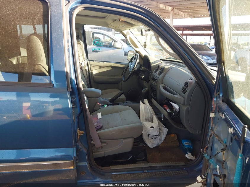 1J8GL48K46W157578 2006 JEEP LIBERTY (NORTH AMERICA) photo no. 5