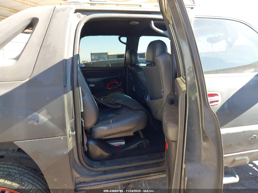 2004 Chevrolet Avalanche 1500 VIN: 3GNEC12T24G305941 Lot: 43668766