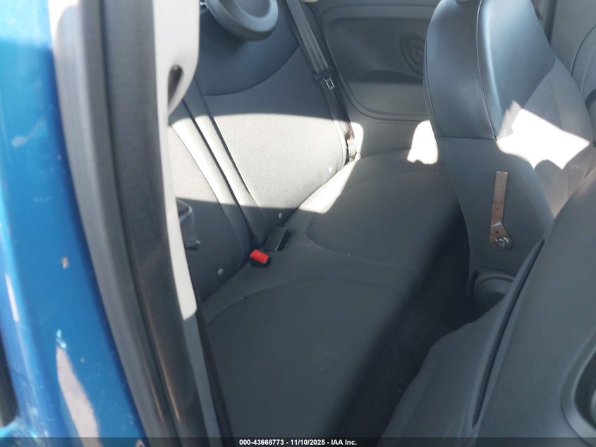 2015 Fiat 500 Pop VIN: 3C3CFFARXFT609821 Lot: 43668773