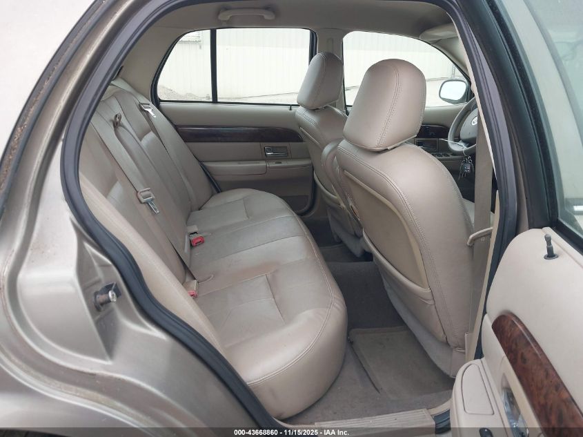 2005 Mercury Grand Marquis Gs VIN: 2MEFM74W25X670422 Lot: 43668860