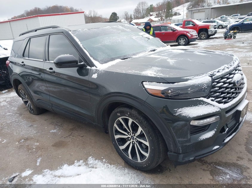 FORD EXPLORER ST-LINE