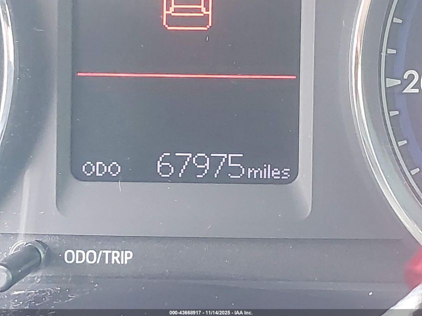 2019 Toyota Corolla Le VIN: 5YFBURHEXKP877203 Lot: 43668917