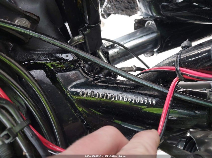 2019 Harley-Davidson Fltrxs VIN: 1HD1KTP10KB610694 Lot: 43668930