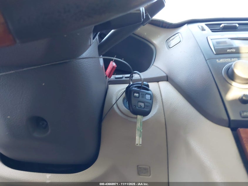 2004 Lexus Ls 430 VIN: JTHBN36F240132317 Lot: 43668971