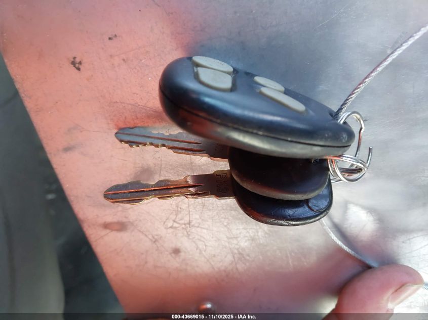 2004 Cadillac Deville Standard VIN: 1G6KD54Y44U146543 Lot: 43669015