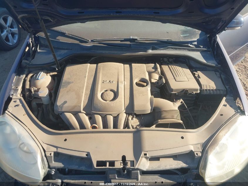 2006 Volkswagen Rabbit 4-Door VIN: WVWCS71K56W197396 Lot: 43669017