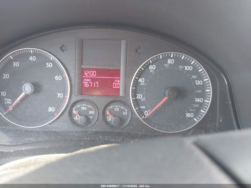 2006 Volkswagen Rabbit 4-Door VIN: WVWCS71K56W197396 Lot: 43669017