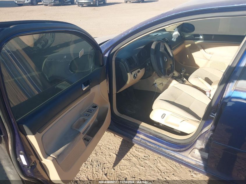 2006 Volkswagen Rabbit 4-Door VIN: WVWCS71K56W197396 Lot: 43669017