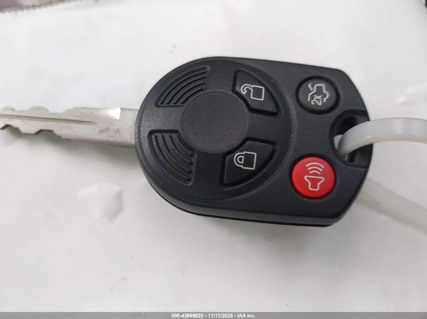 2008 Ford Escape Xlt VIN: 1FMCU03178KE37821 Lot: 43669020