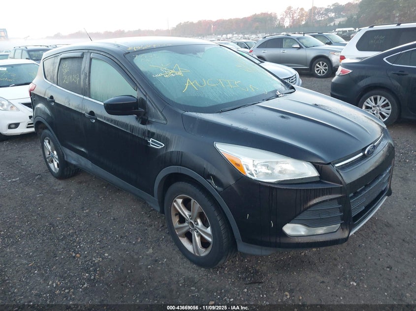 FORD ESCAPE SE