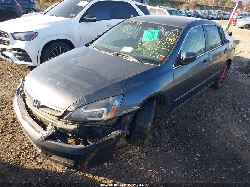 1HGCM56495A148773 2005 HONDA ACCORD photo no. 2
