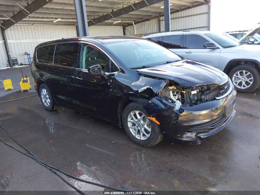 CHRYSLER PACIFICA TOURING