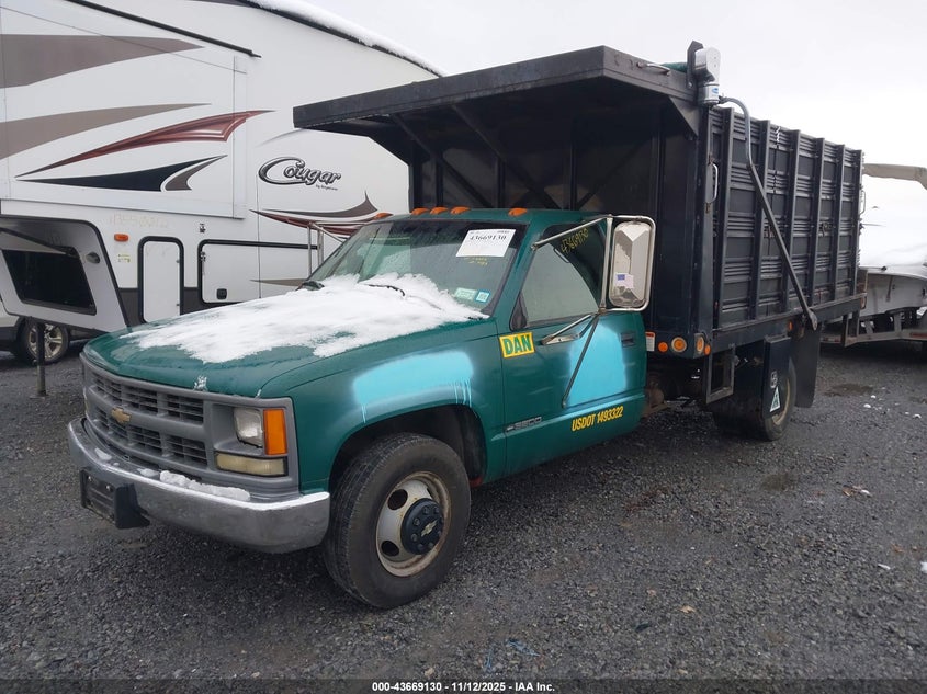 1GBJC34R7VF020891 1997 CHEVROLET C/K photo no. 2