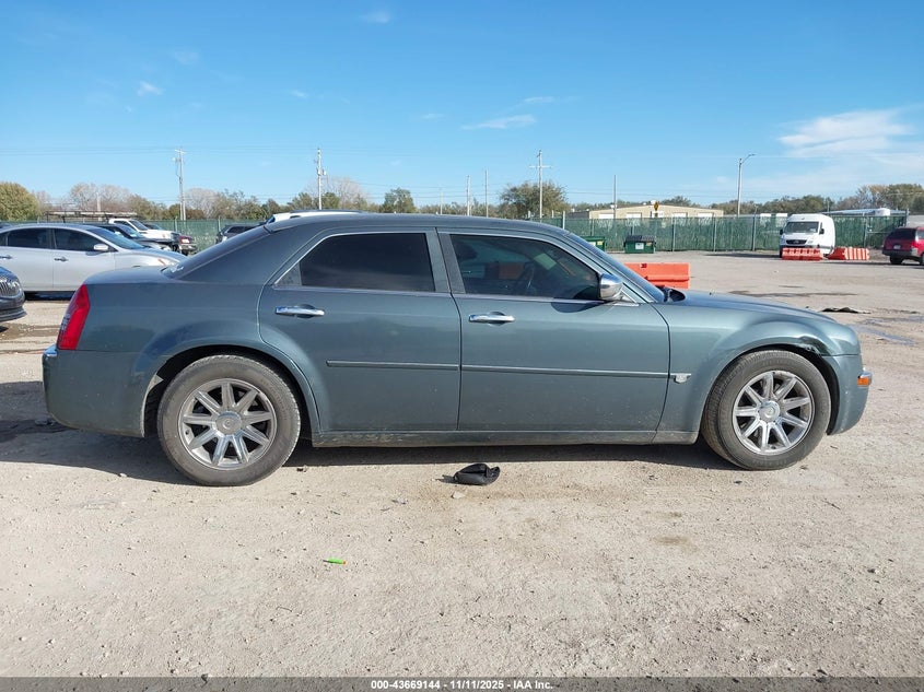 2006 Chrysler 300C VIN: 2C3LA63H46H290749 Lot: 43669144
