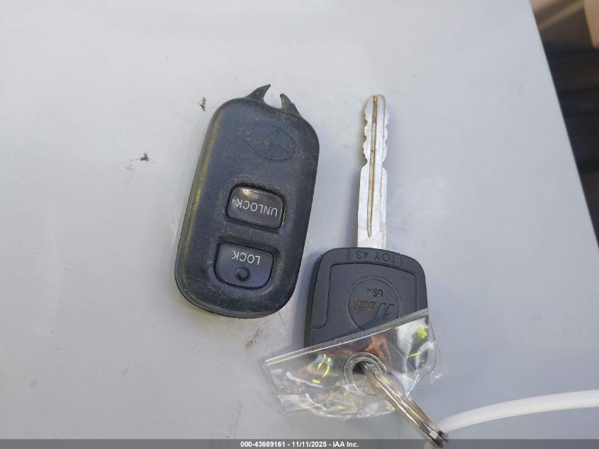 2003 Toyota Highlander Limited V6 VIN: JTEGF21A130085592 Lot: 43669161