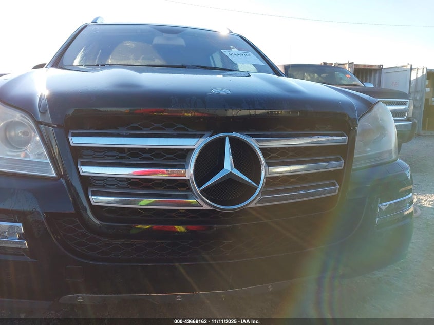 2010 Mercedes-Benz Gl 550 4Matic VIN: 4JGBF8GE3AA624017 Lot: 43669162