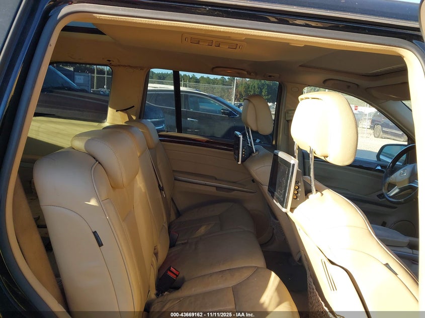 2010 Mercedes-Benz Gl 550 4Matic VIN: 4JGBF8GE3AA624017 Lot: 43669162