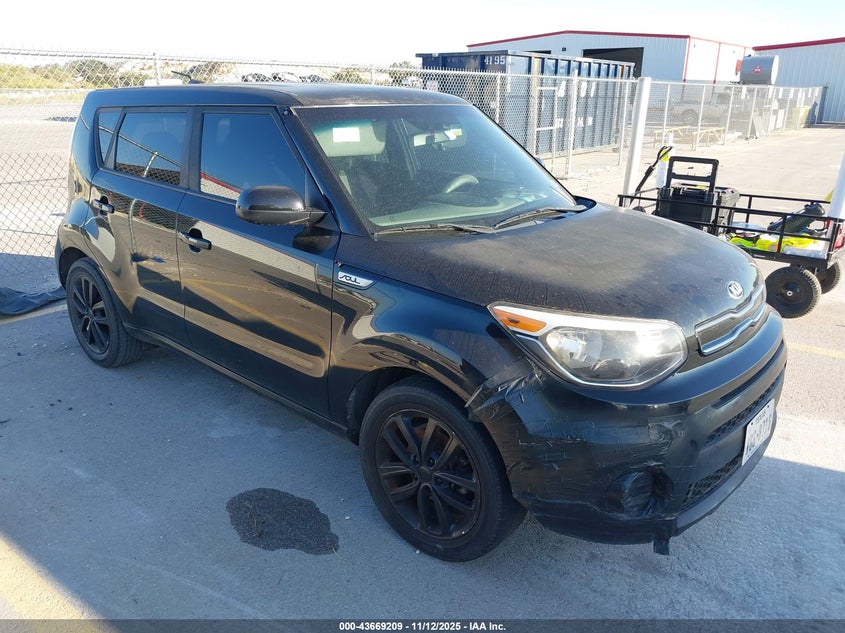 2018 KIA SOUL + - KNDJP3A55J7902521
