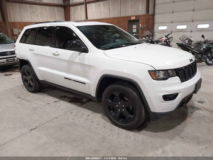 2019 JEEP GRAND CHEROKEE UPLAND 4X4 - 1C4RJFAG8KC541236