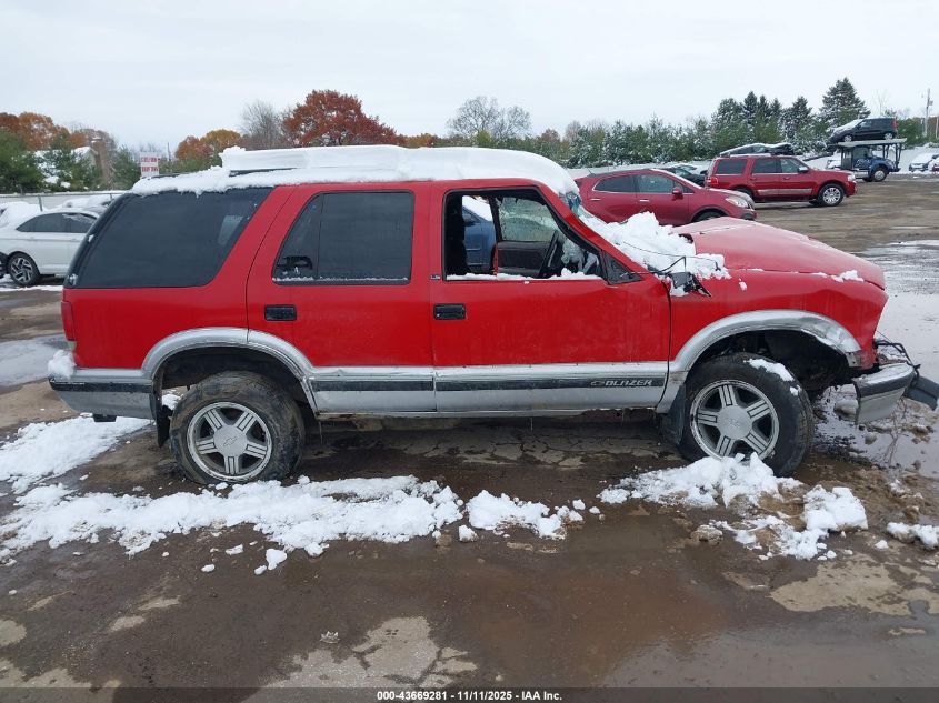 1997 Chevrolet Blazer Ls VIN: 1GNDT13WXV2104481 Lot: 43669281