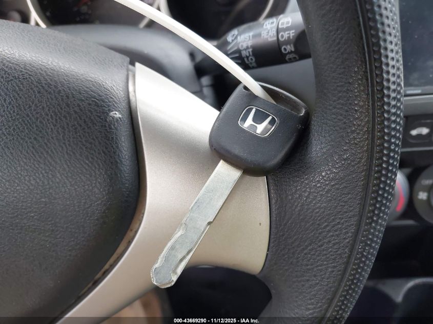 2008 Honda Fit VIN: JHMGD38498S040555 Lot: 43669290