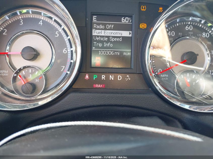 2011 Chrysler Town & Country Touring VIN: 2A4RR5DG9BR611178 Lot: 43669299