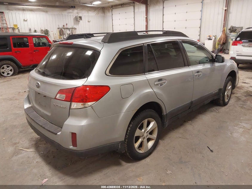 2014 SUBARU OUTBACK 2.5I PREMIUM 4S4BRCCC7E3201661