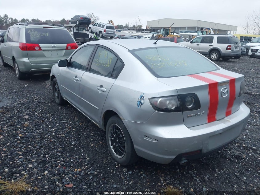JM1BK12G581827727 2008 MAZDA 3 photo no. 3
