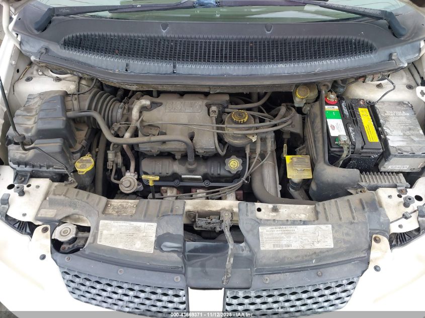 2001 Dodge Caravan Sport VIN: 1B4GP45391B131323 Lot: 43669371