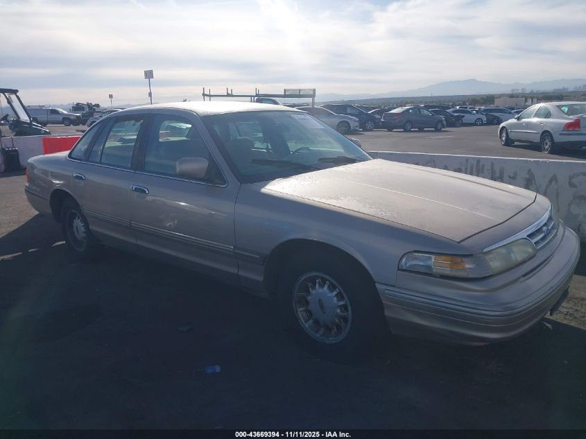2FALP74W4VX179691 FORD CROWN VICTORIA Photo 1