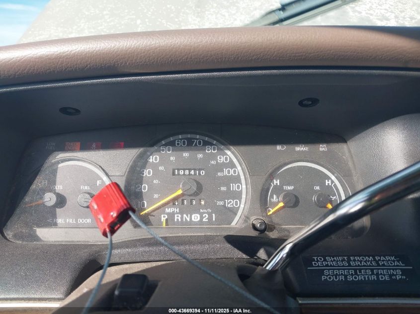 1997 Ford Crown Victoria Lx VIN: 2FALP74W4VX179691 Lot: 43669394