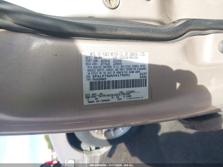 1997 Ford Crown Victoria Lx VIN: 2FALP74W4VX179691 Lot: 43669394