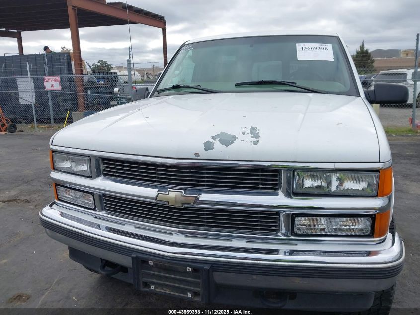 1999 Chevrolet Suburban 1500 Lt VIN: 3GNFK16RXXG232022 Lot: 43669398