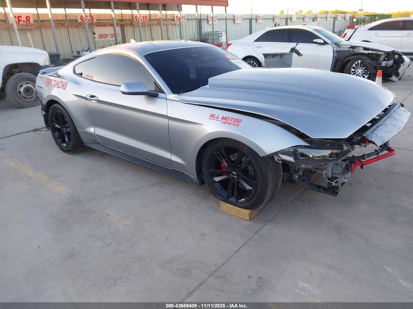 FORD MUSTANG GT PREMIUM FASTBACK