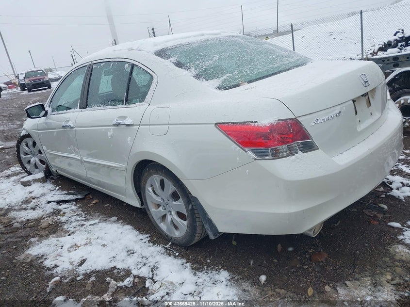 1HGCP36858A021375 2008 HONDA ACCORD photo no. 3