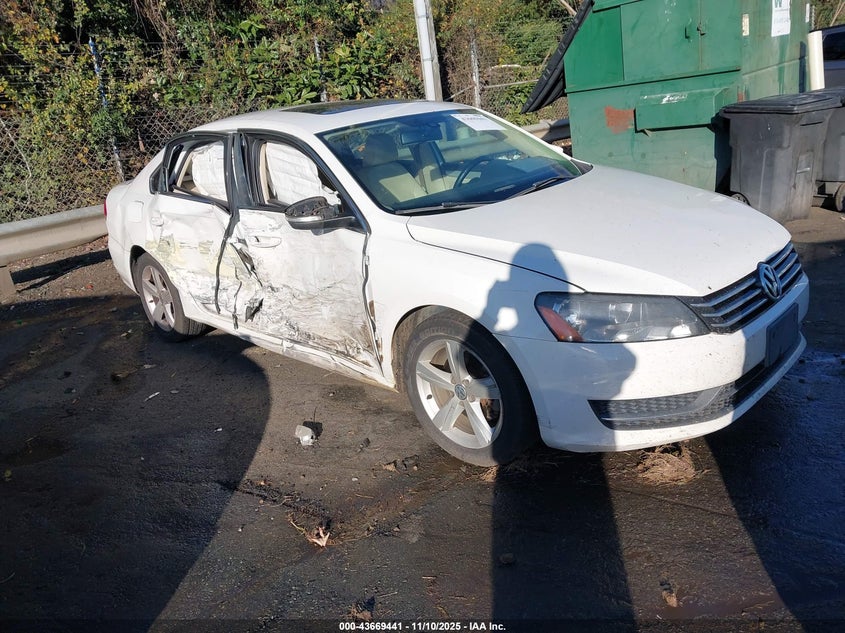 VOLKSWAGEN PASSAT 2.5L SE