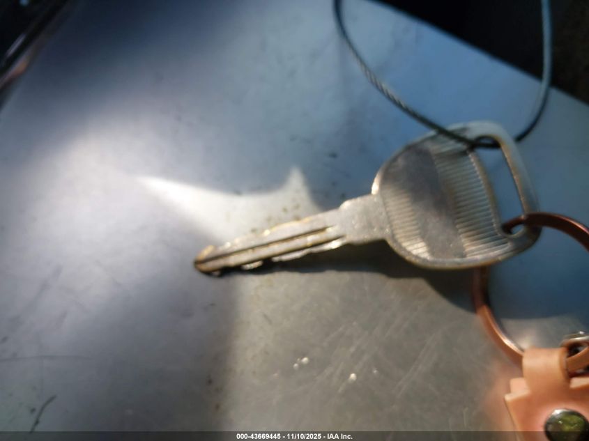 2001 Chevrolet Impala VIN: 2G1WF52E019372937 Lot: 43669445