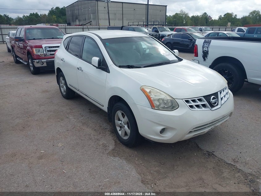 NISSAN ROGUE S