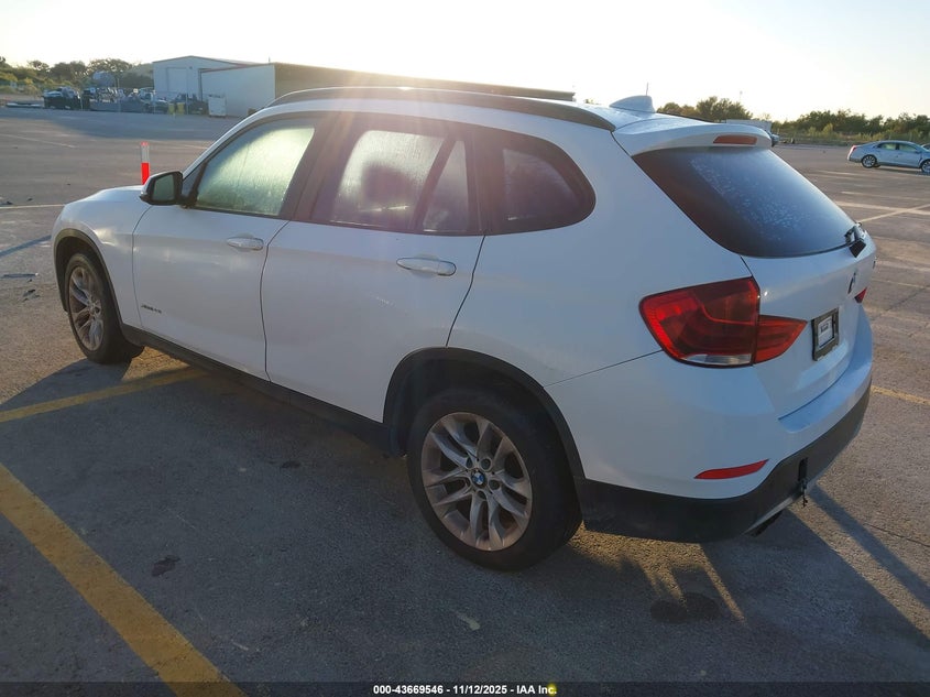 WBAVL1C5XFVY41441 2015 BMW X1 photo no. 3
