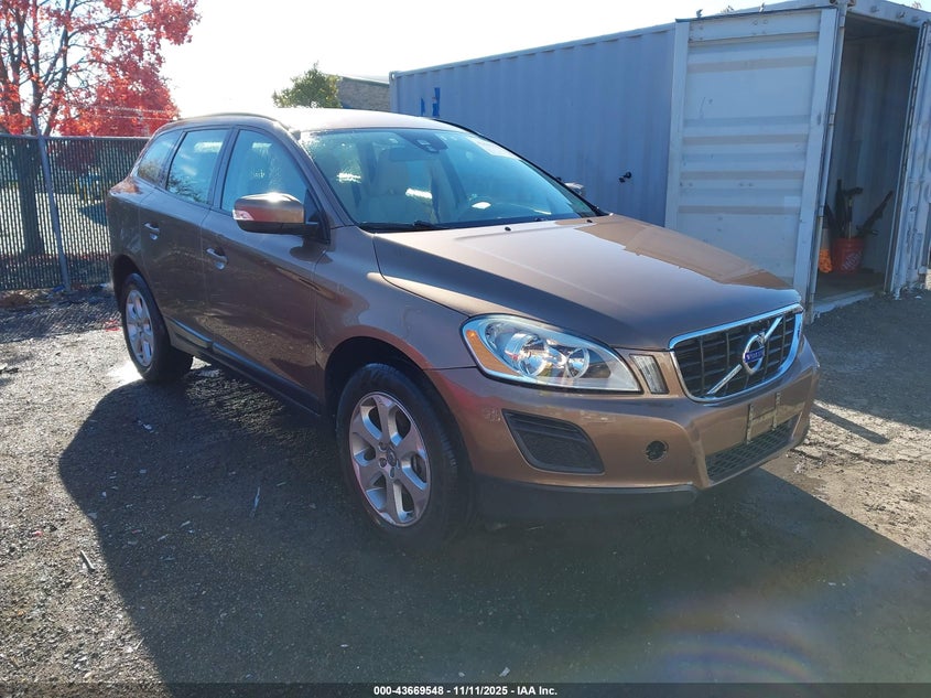 VOLVO XC60 3.2/3.2 PLATINUM/3.2 PREMIER/3.2 PREMIER PLUS